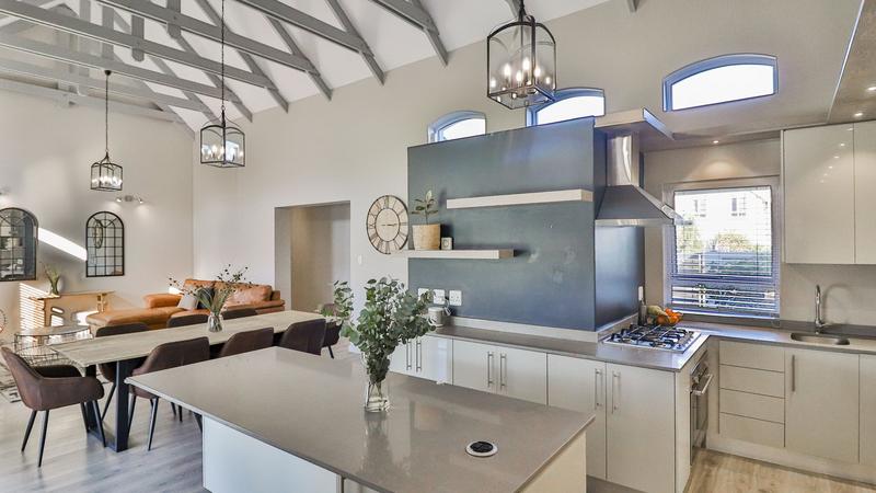 To Let 4 Bedroom Property for Rent in Kingswood Golf Estate Western Cape